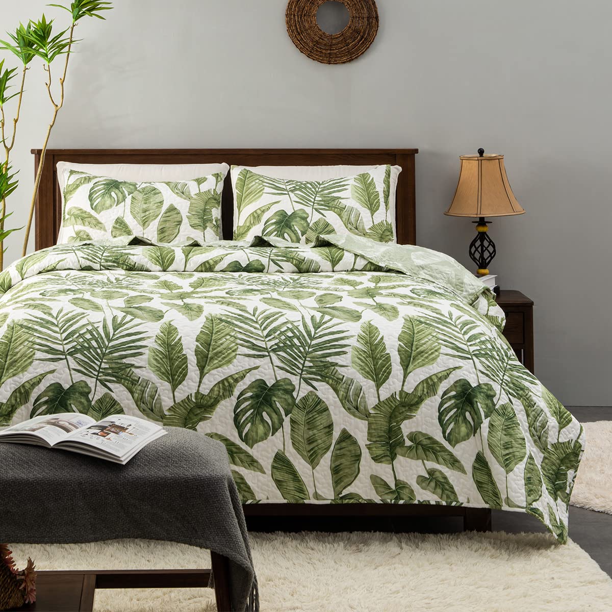 Horimote Home Tropical Plants Quilt Set King Size 3 Pieces, Green Palm Leaves Rainforest Style Fine Printed Reversible Bedspread
